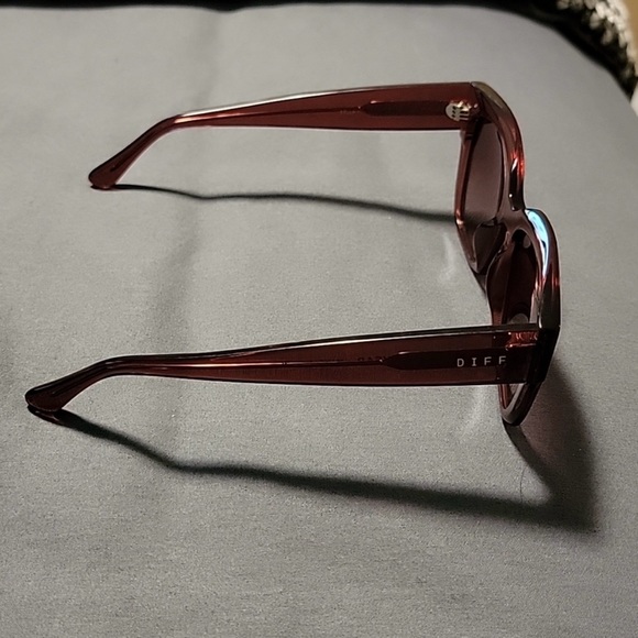 Diff Bella II sunglasses Pink - Picture 3 of 5